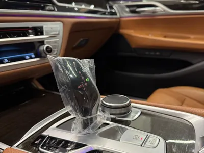 2021 بي ام دبليو الفئة السابعة 730 إل أي