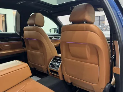 2021 بي ام دبليو الفئة السابعة 730 إل أي