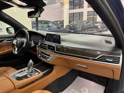 2021 بي ام دبليو الفئة السابعة 730 إل أي