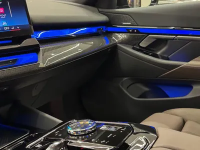 2026 بي ام دبليو الفئة الخامسة 520 أي إم كت