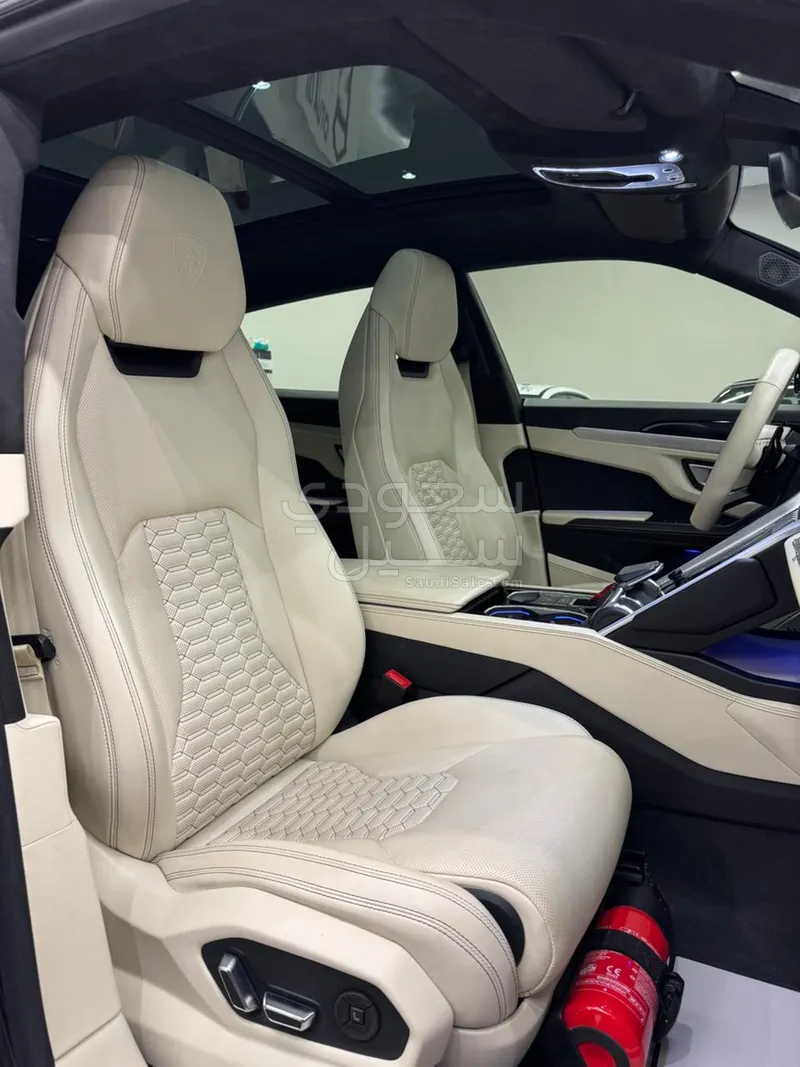 2019 لمبرجيني اوروس