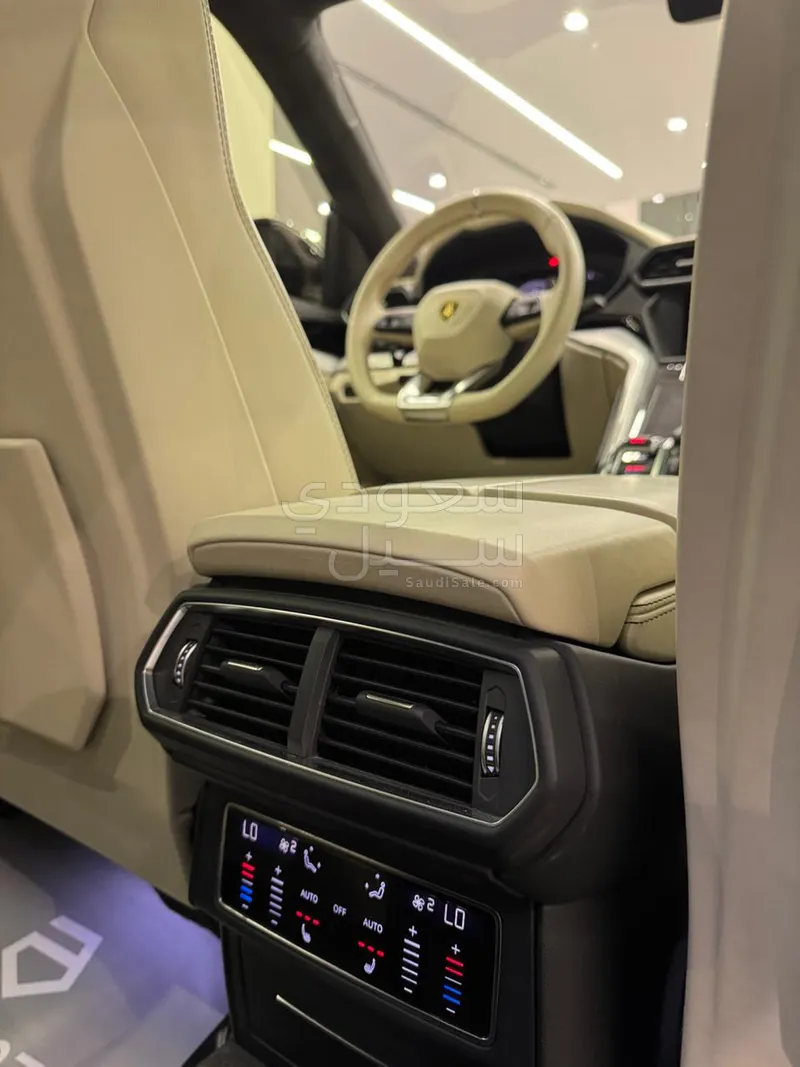 2019 لمبرجيني اوروس