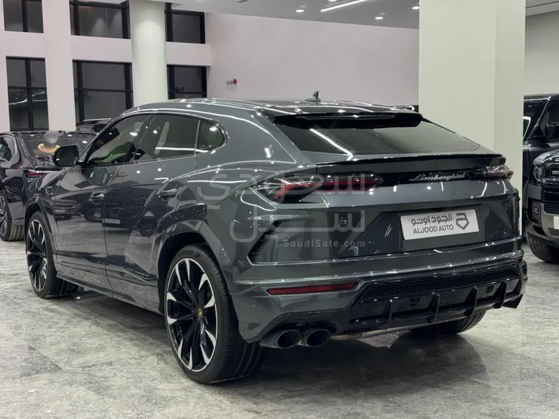 2019 لمبرجيني اوروس