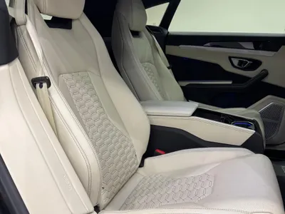 2019 لمبرجيني اوروس