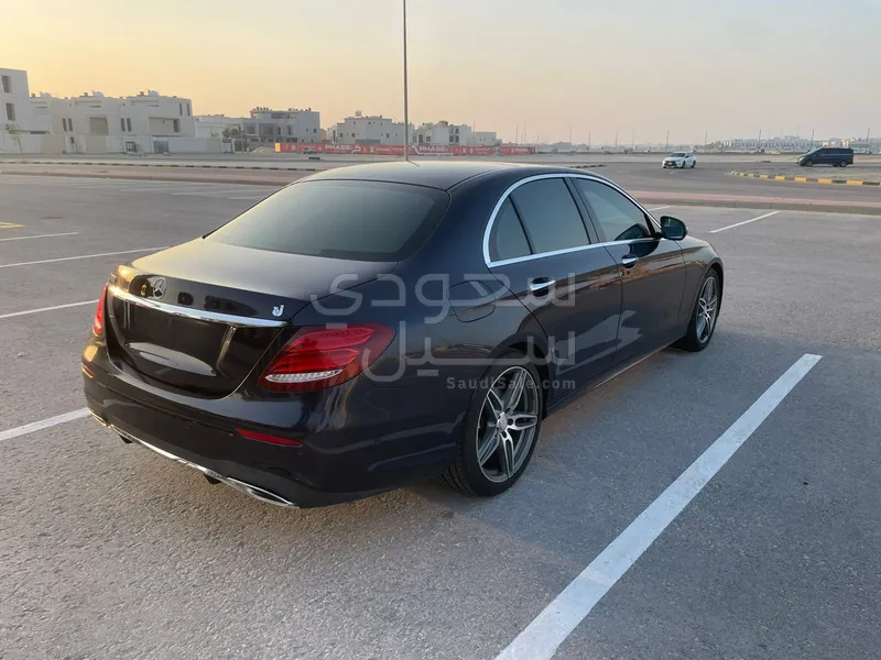 2017 مرسيدس - بنز إي 300