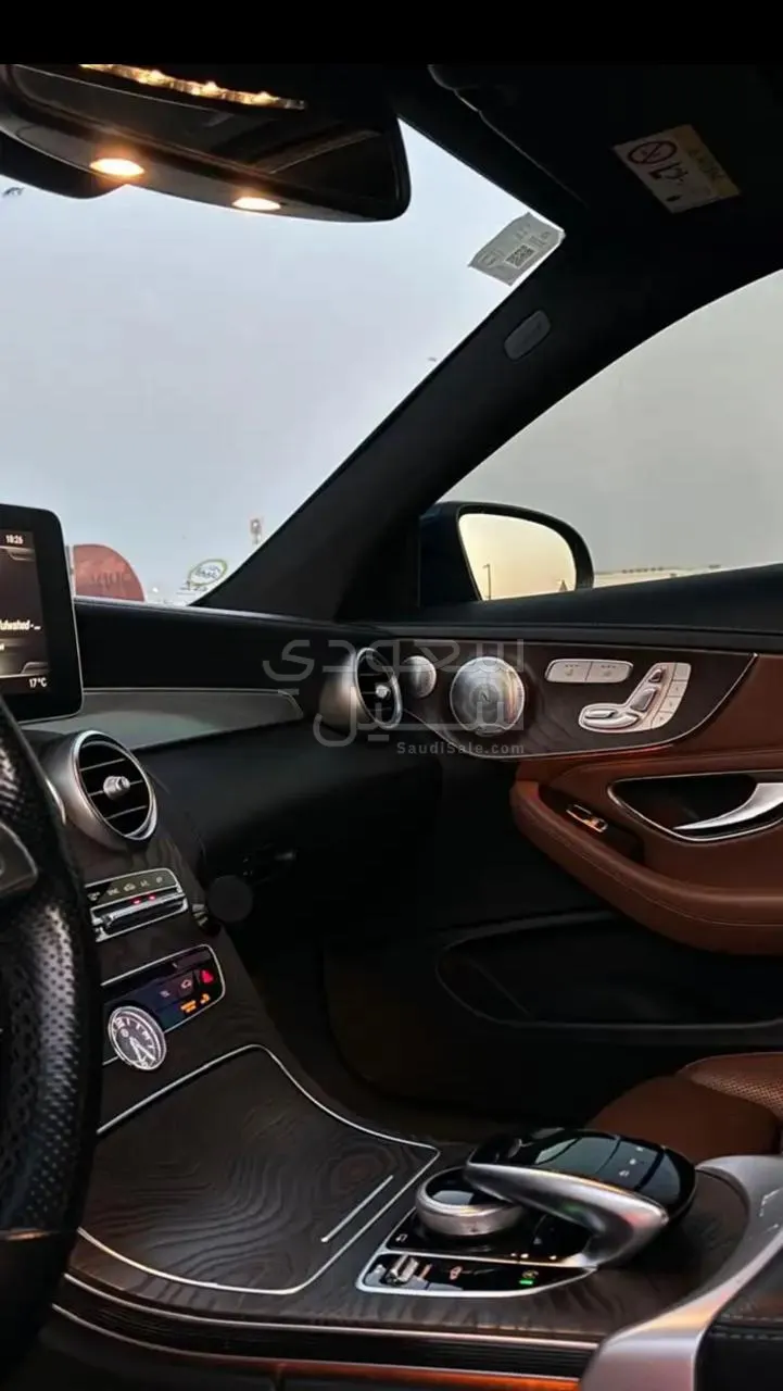 2017 مرسيدس - بنز سي 300