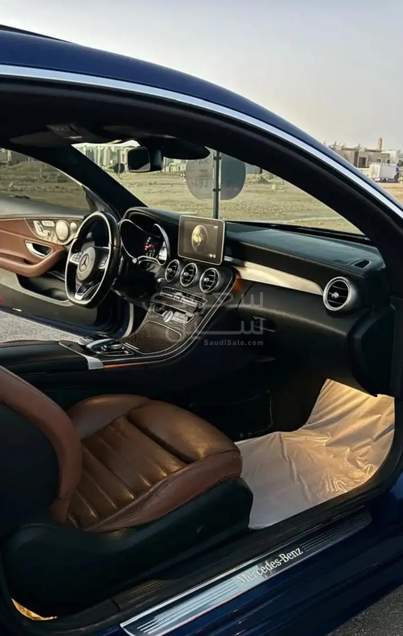 2017 مرسيدس - بنز سي 300