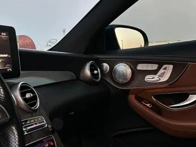 2017 مرسيدس - بنز سي 300