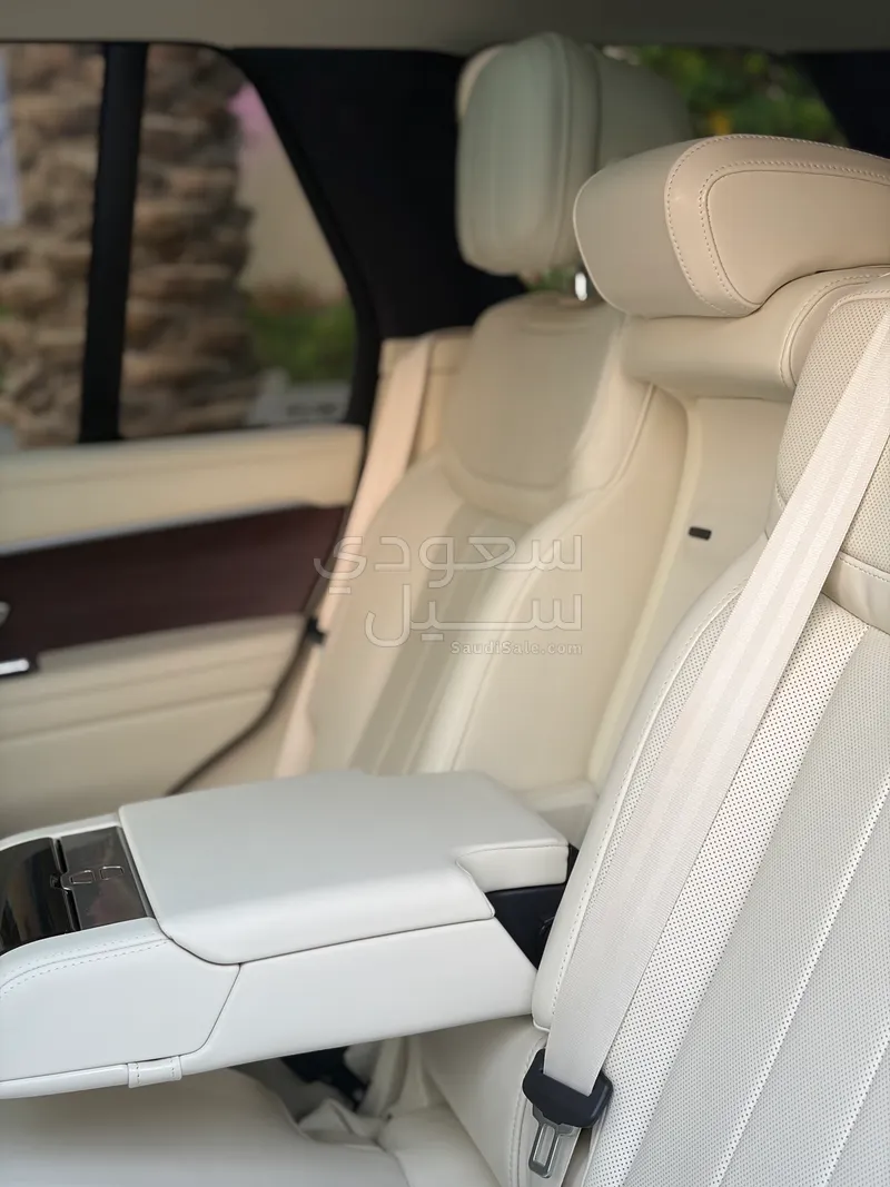 2023 لاند روفر رينج روفر فوج اس اي