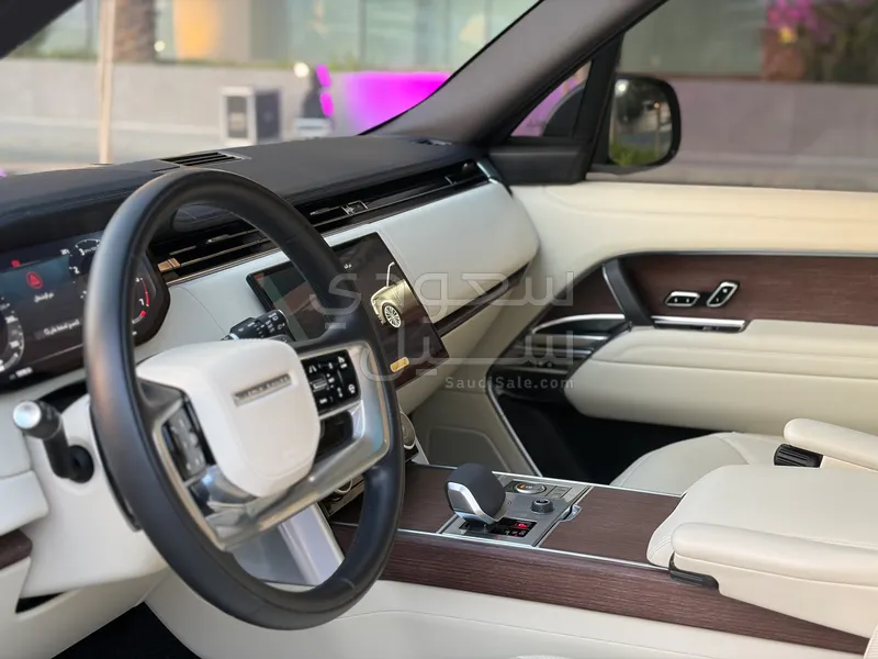 2023 لاند روفر رينج روفر فوج اس اي