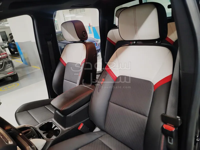 2024 جي ام سي كانيون اي تي 4