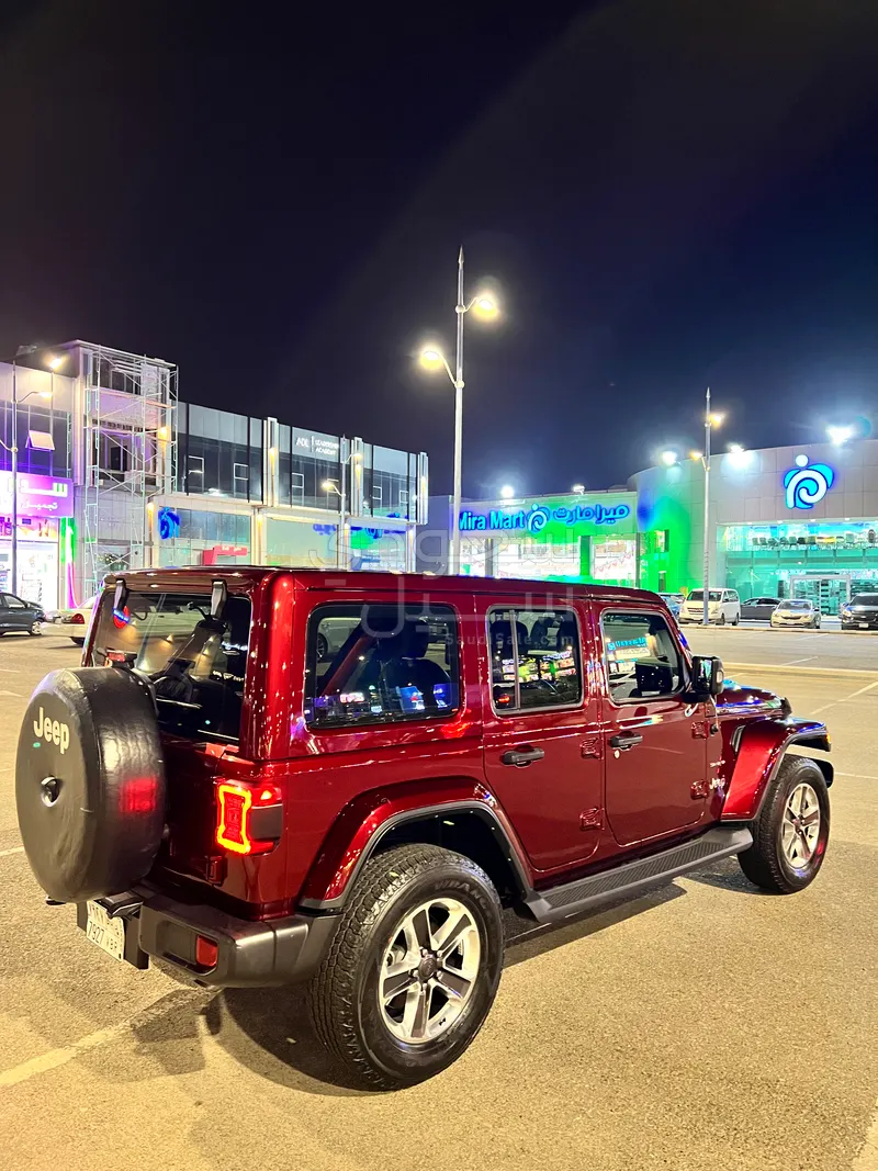 2021 جييب رانجلر صحارى