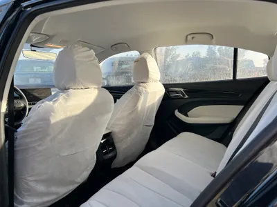 2025 ام جي ام جي 5