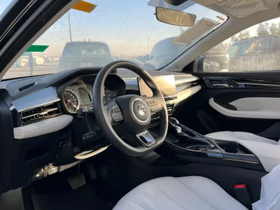 2025 ام جي ام جي 5