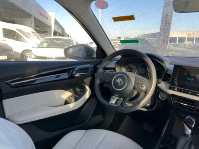 2025 ام جي ام جي 5