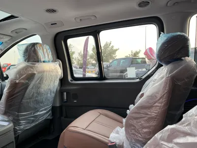 2024 هيونداي ستاريا