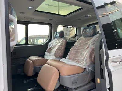 2024 هيونداي ستاريا