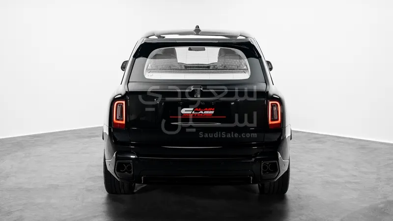 2026 رولز رويس كولينان بلاك بادج