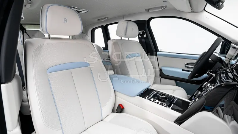 2026 رولز رويس كولينان بلاك بادج