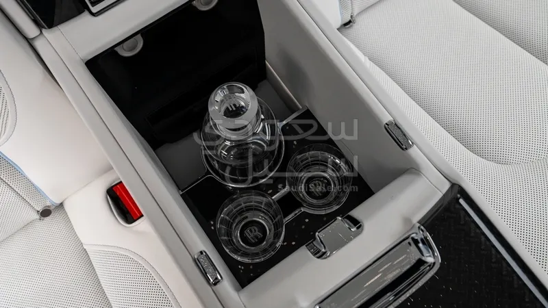 2026 رولز رويس كولينان بلاك بادج