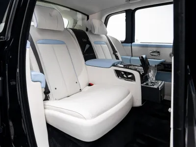 2026 رولز رويس كولينان بلاك بادج