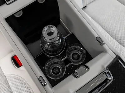 2026 رولز رويس كولينان بلاك بادج