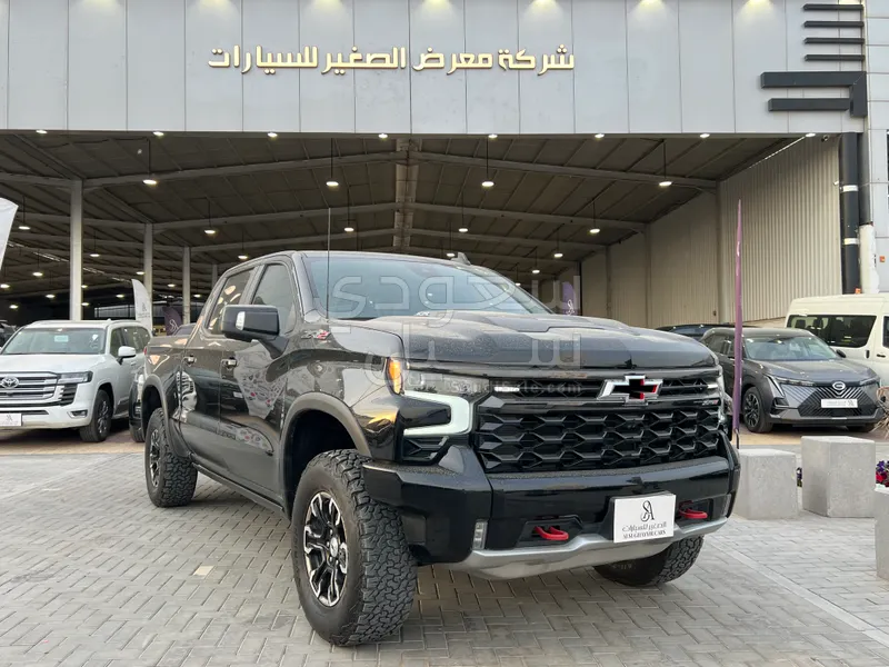 2023 شفروليه سلفرادو زد ار 2