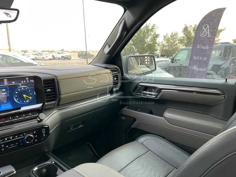 2023 شفروليه سلفرادو زد ار 2