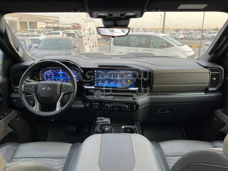 2023 شفروليه سلفرادو زد ار 2