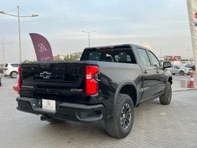 2023 شفروليه سلفرادو زد ار 2