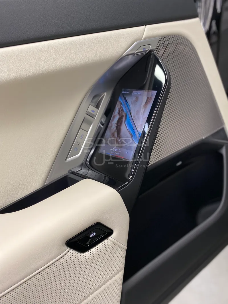 2024 بي ام دبليو الفئة السابعة 740أي