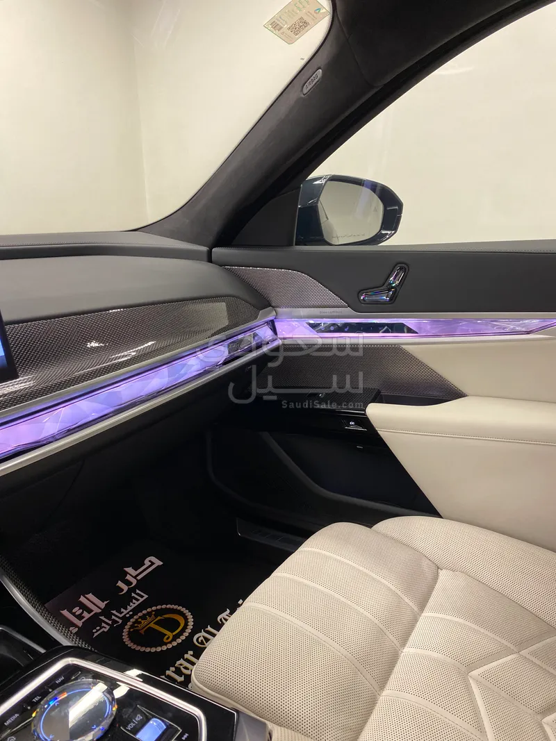 2024 بي ام دبليو الفئة السابعة 740أي