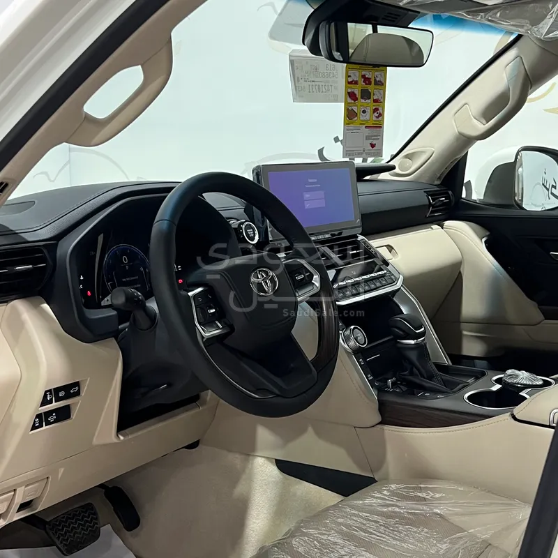 2026 تويوتا لاند كروزر جي اكس ار