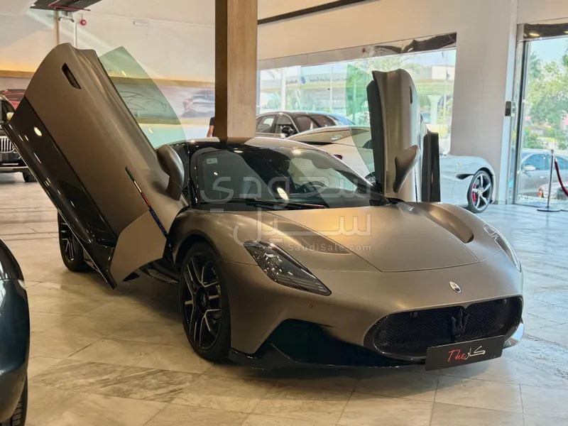 2022 مازيراتي إم سي 20