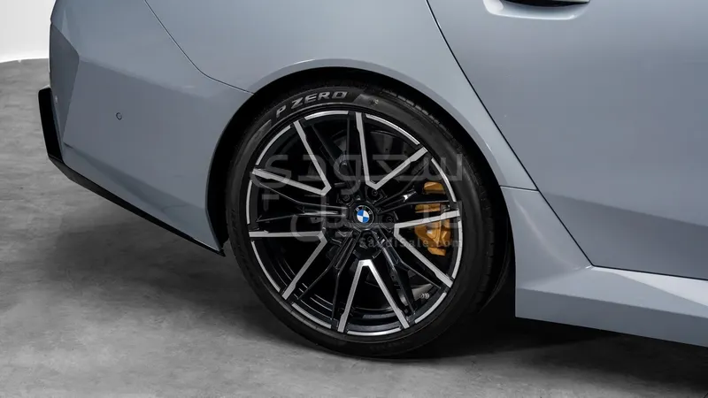 2026 بي ام دبليو الفئة ام إم 5