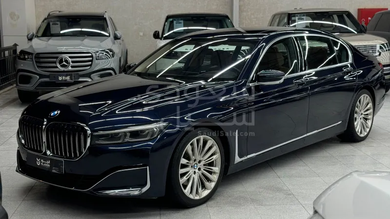 2020 بي ام دبليو الفئة السابعة 740 إل أي