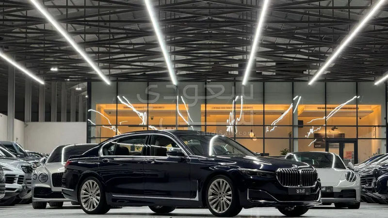 2020 بي ام دبليو الفئة السابعة 740 إل أي