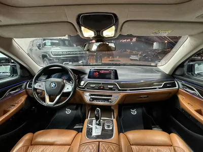 2020 بي ام دبليو الفئة السابعة 740 إل أي