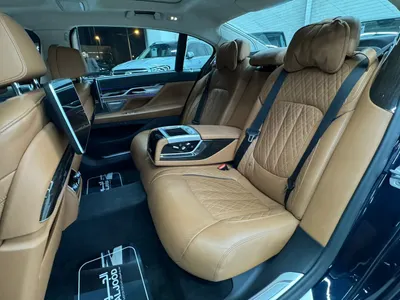 2020 بي ام دبليو الفئة السابعة 740 إل أي