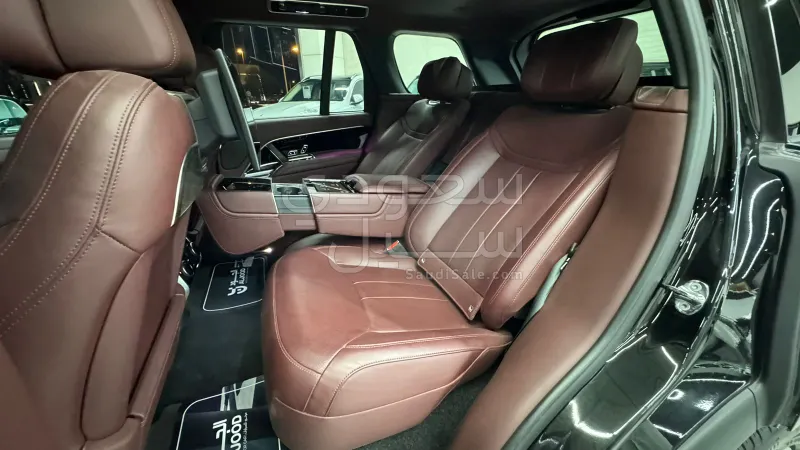 2023 لاند روفر رينج روفر اس في اوتوبيوغرافي