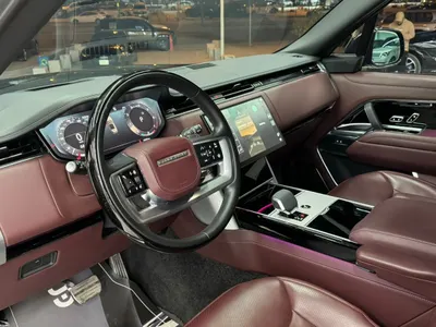 2023 لاند روفر رينج روفر اس في اوتوبيوغرافي