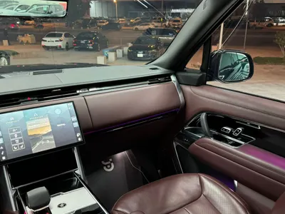 2023 لاند روفر رينج روفر اس في اوتوبيوغرافي