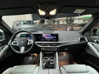 2025 بي ام دبليو الفئة اكس 6