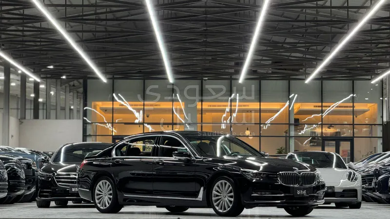 2018 بي ام دبليو الفئة السابعة 730 إل أي