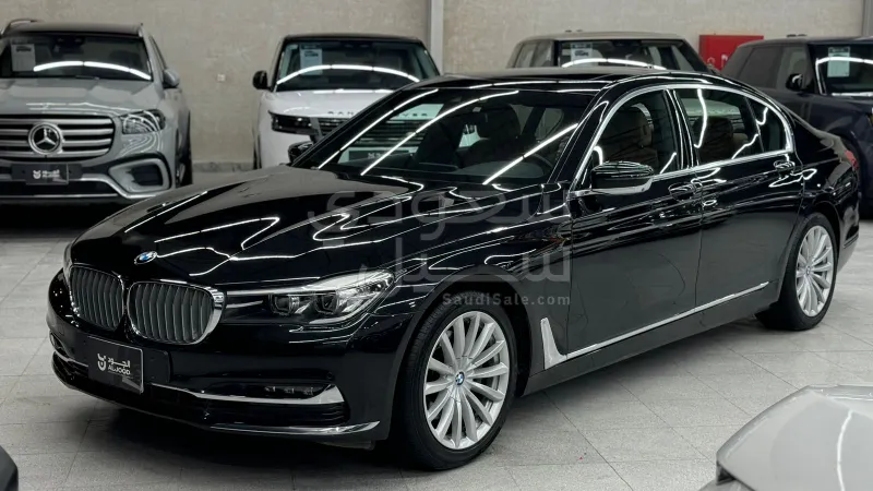 2018 بي ام دبليو الفئة السابعة 730 إل أي