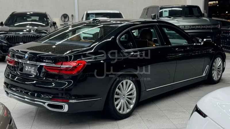 2018 بي ام دبليو الفئة السابعة 730 إل أي