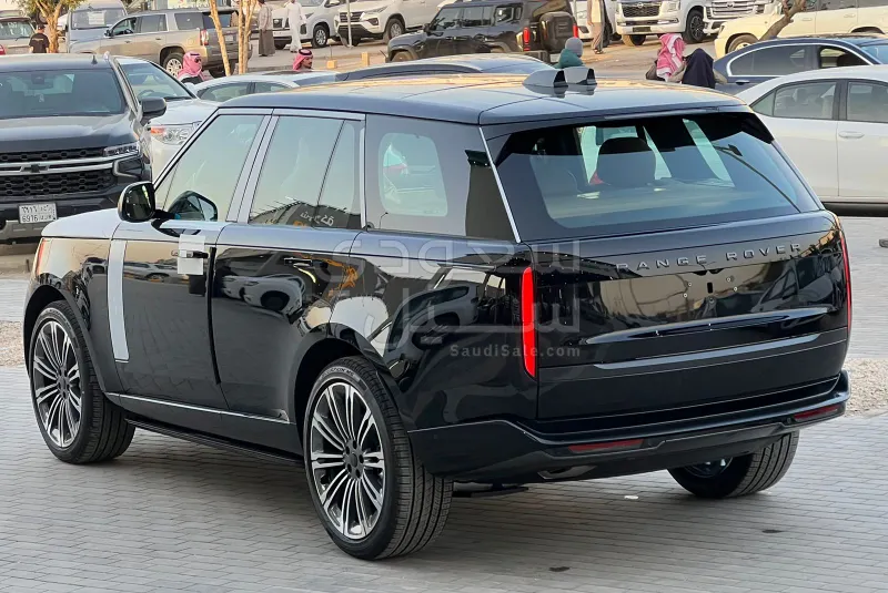2026 لاند روفر رينج روفر اتش اس اي