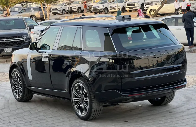 2026 لاند روفر رينج روفر اتش اس اي