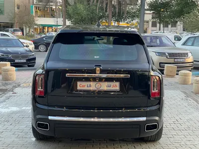 2023 رولز رويس كولينان سلفر بادج