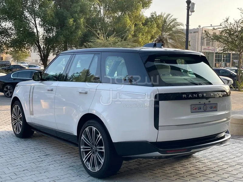2024 لاند روفر رينج روفر اوتوبيوغرافي